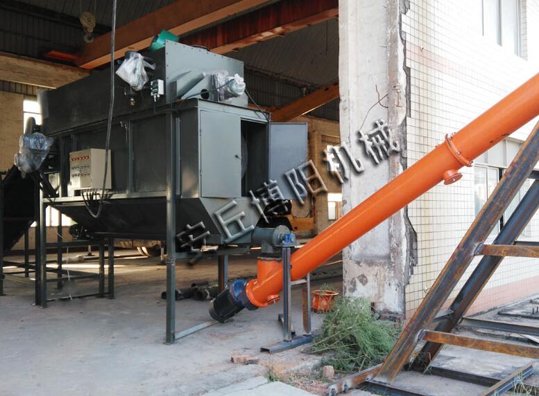 稀土礦粉自動(dòng)拆包機(jī)被行業(yè)內(nèi)搶購(gòu)的原因？