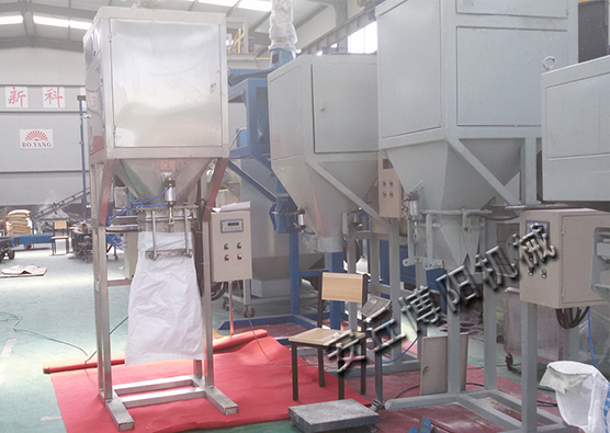 為什么化肥行業(yè)都選用自動定量包裝機？