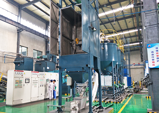 環(huán)保嚴查，噸袋拆包機為什么廣受選擇？