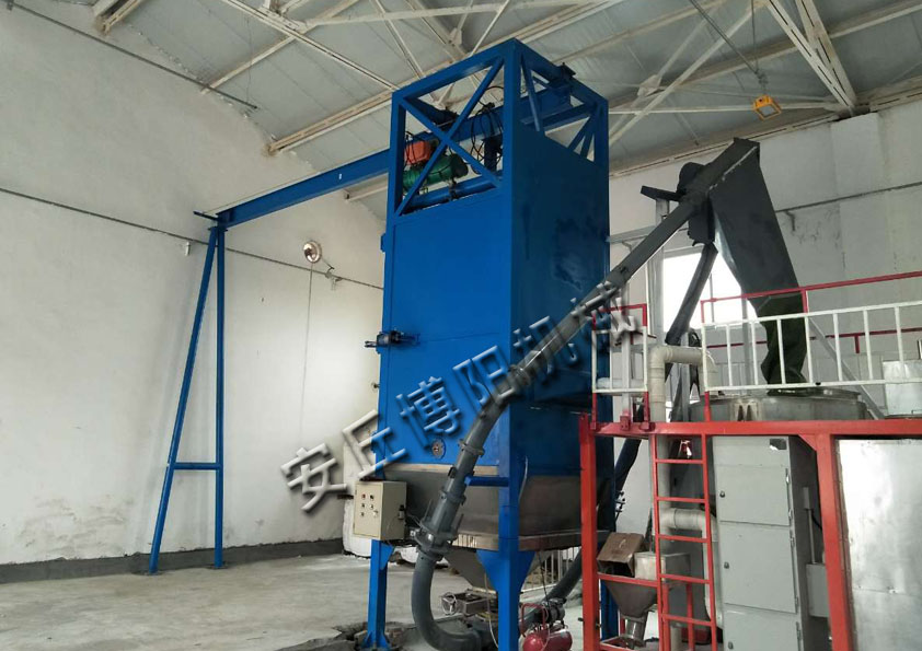 粉體噸袋拆包機的特點是什么？