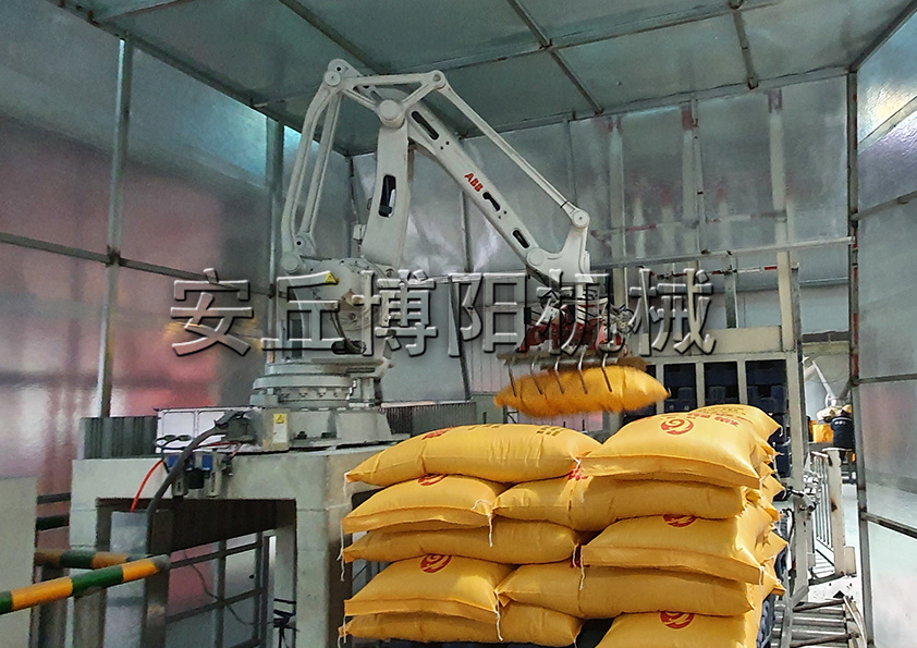 袋料自動(dòng)碼垛機(jī)器人的優(yōu)勢(shì)有哪些呢？