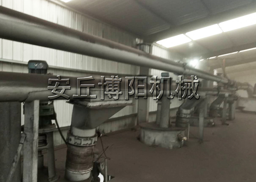 碳素管鏈?zhǔn)捷斔蜋C(jī)的優(yōu)勢特點(diǎn)是什么？