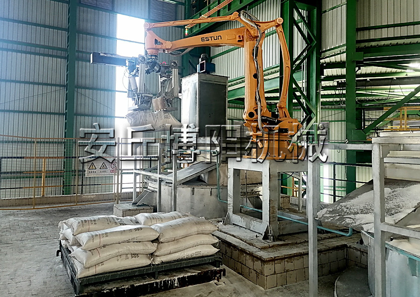 煤粉自動(dòng)拆垛機(jī)器人如何實(shí)現(xiàn)高效節(jié)能作業(yè)？