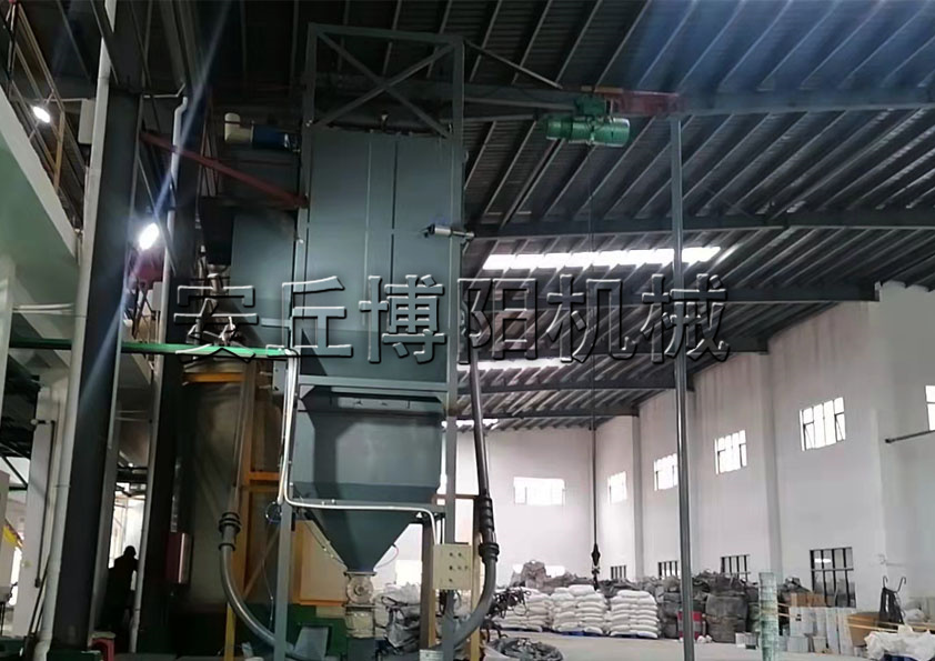 氫氧化鈉噸袋拆袋機(jī)的工作原理和性能特點(diǎn)是什么？