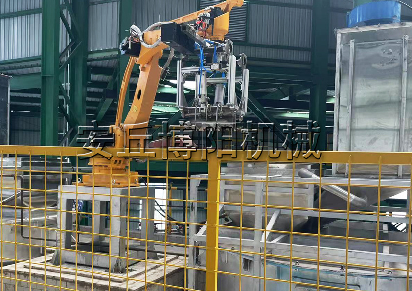 無機鹽全自動拆包機械手的工業(yè)原理和優(yōu)點是什么？