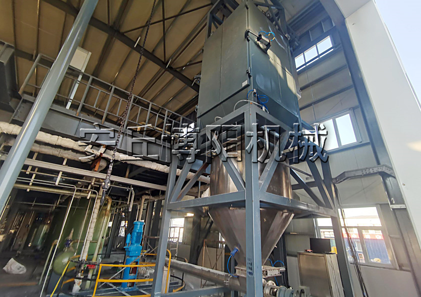 硝酸鈉噸袋拆袋機(jī)為什么備受大家的喜愛？