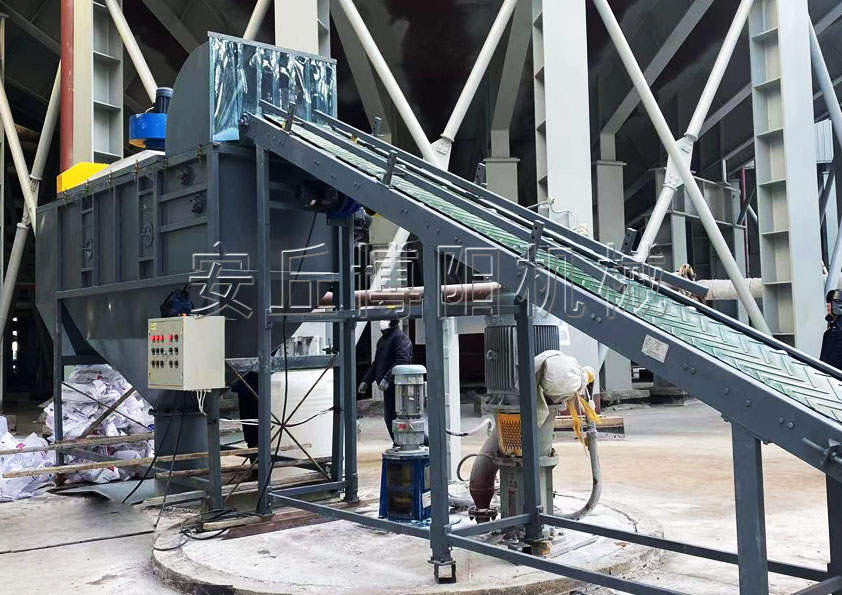 活性炭自動(dòng)拆袋機(jī)主要由哪些部分組成呢？