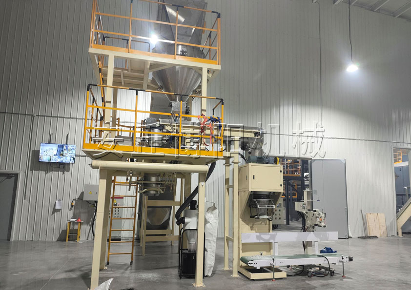 玻璃纖維噸包包裝機(jī) 纖維粉噸袋包裝機(jī)客戶(hù)現(xiàn)場(chǎng)