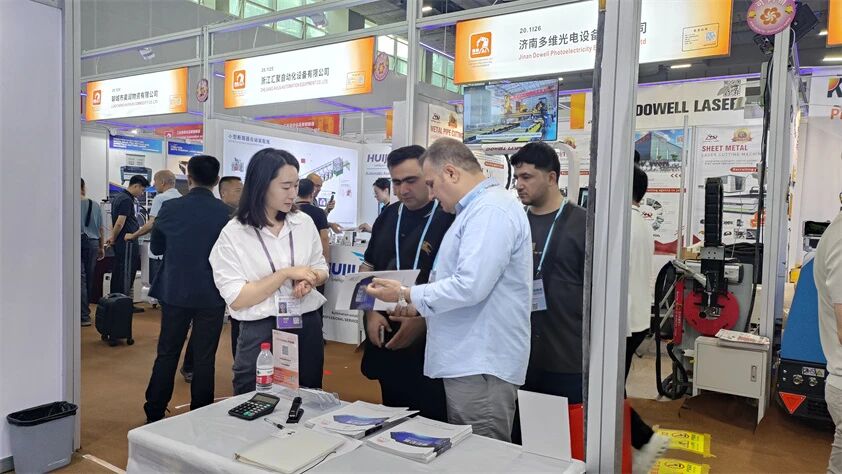 從“賣設(shè)備”到“賣方案”，博陽(yáng)機(jī)械以智能裝備激發(fā)全球客商新期待